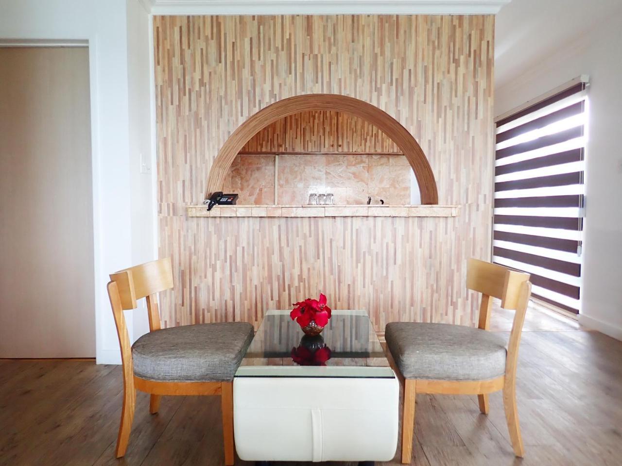 Blue Ocean View Hotel Koror Exterior foto